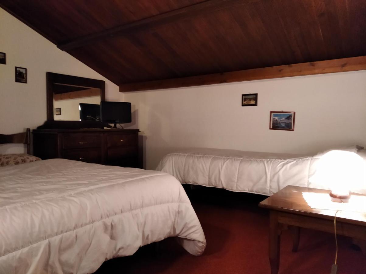 Albergo Martinet Vernante Eksteriør bilde